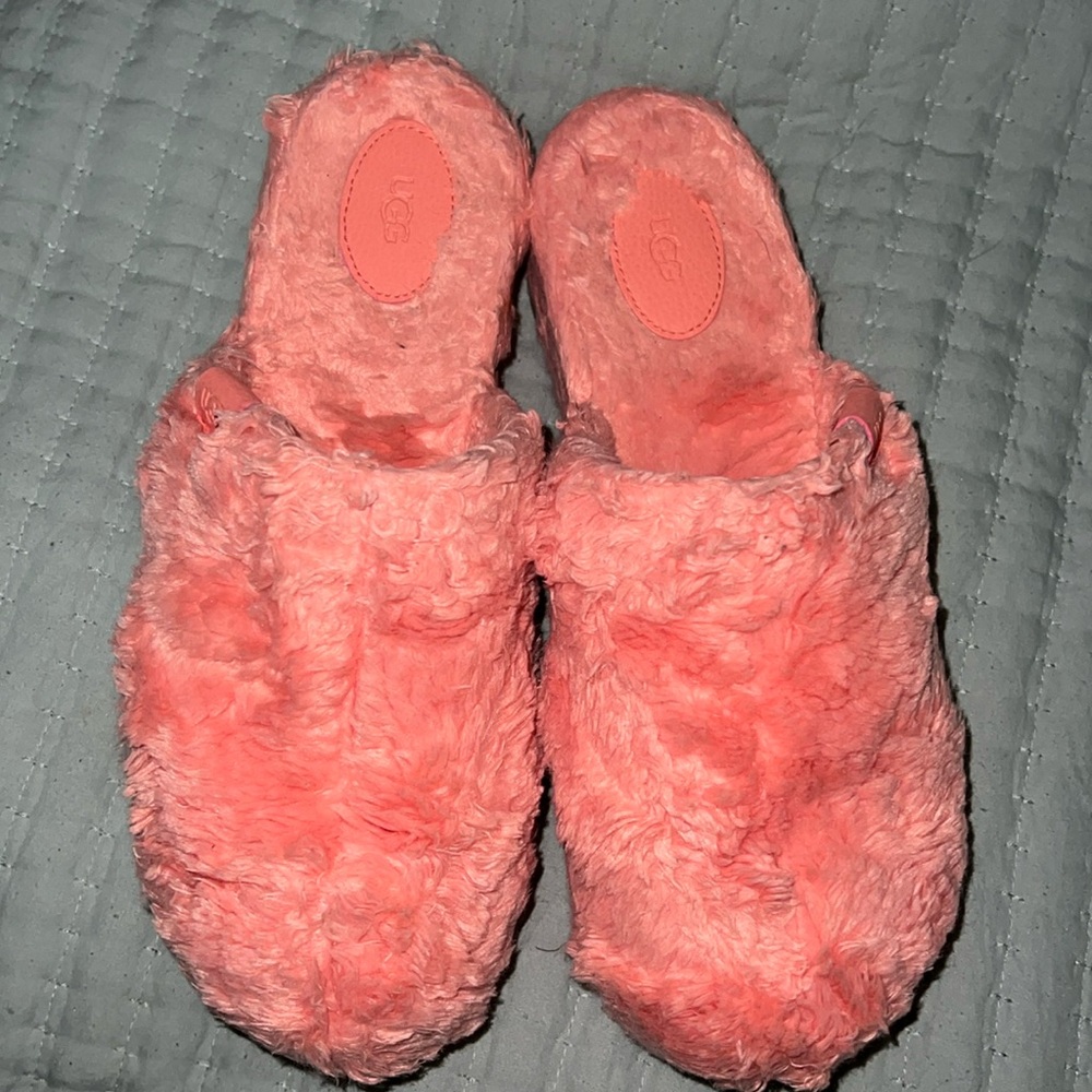 UGG FUZZ SUGAR CLOG  PINK SLIPPERS - WOMEN'S Size 10